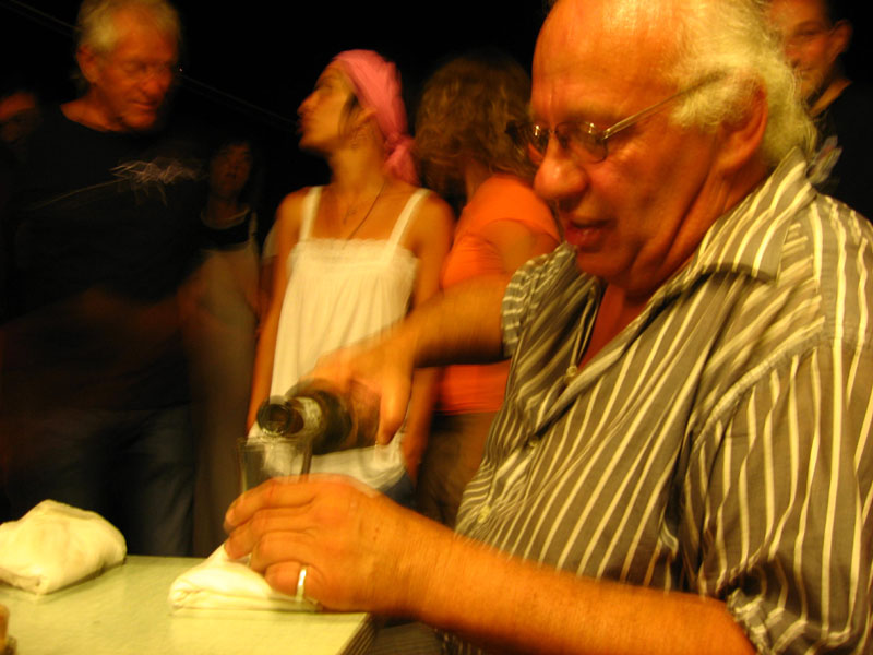 067800_12_0046